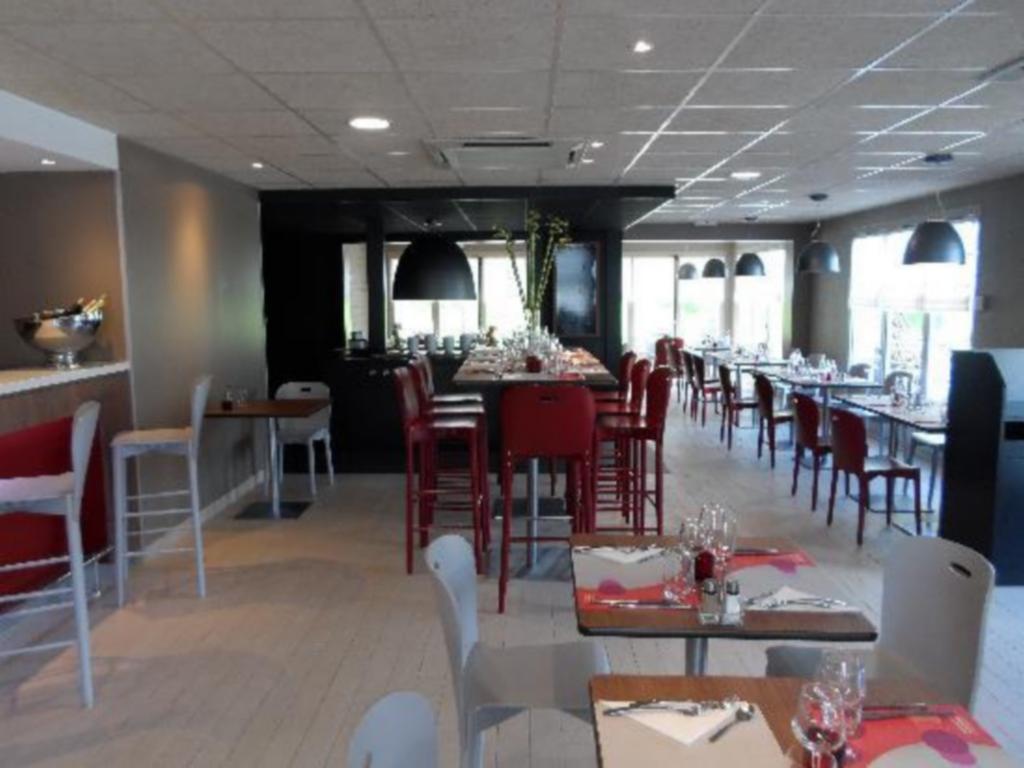 Campanile Auxerre - Moneteau Hotel Kültér fotó